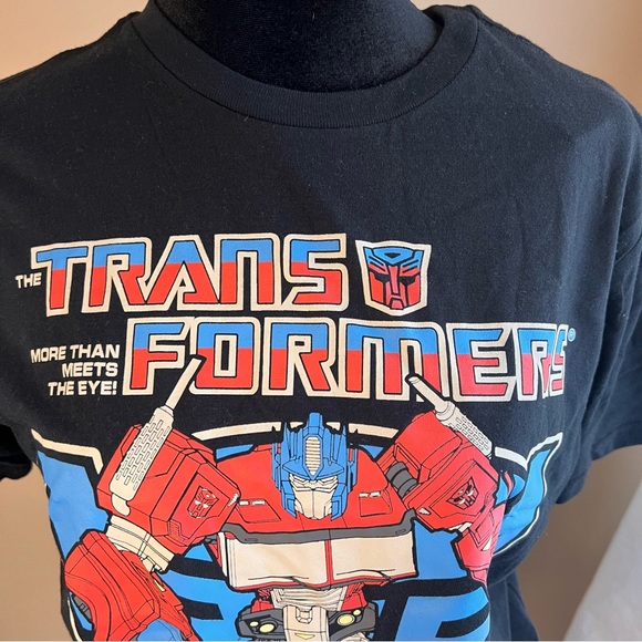 Transformers graphic tshirt - Picture 2 of 5